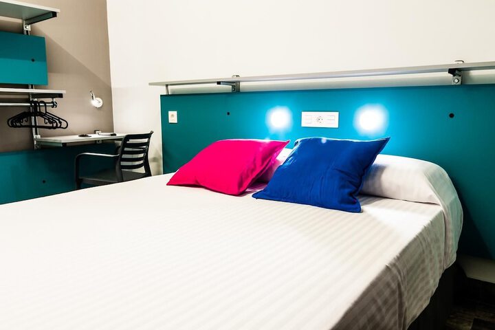 Room 8 of 41