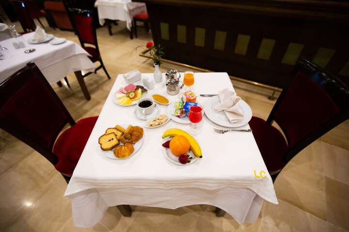 Breakfast/Coffee Service 38 of 46