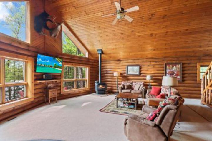 Total Seclusion Hiller Vacation Homes in St. Germain, WI