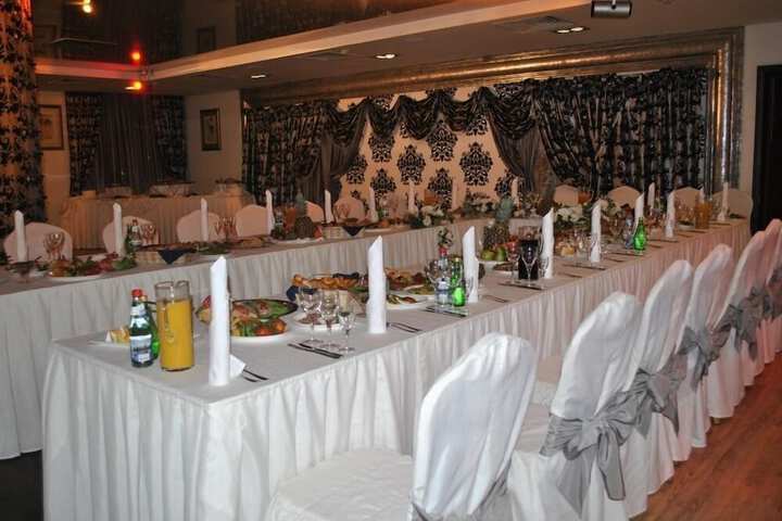 Ballroom/Hall 58 of 71