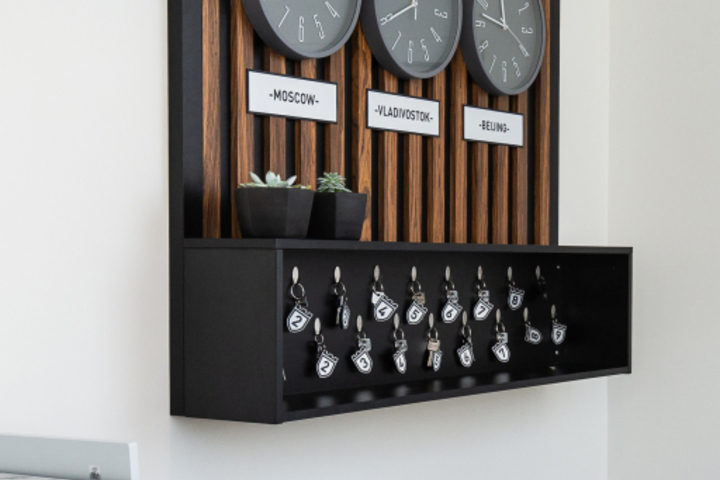 NINE ROOMS HOTEL