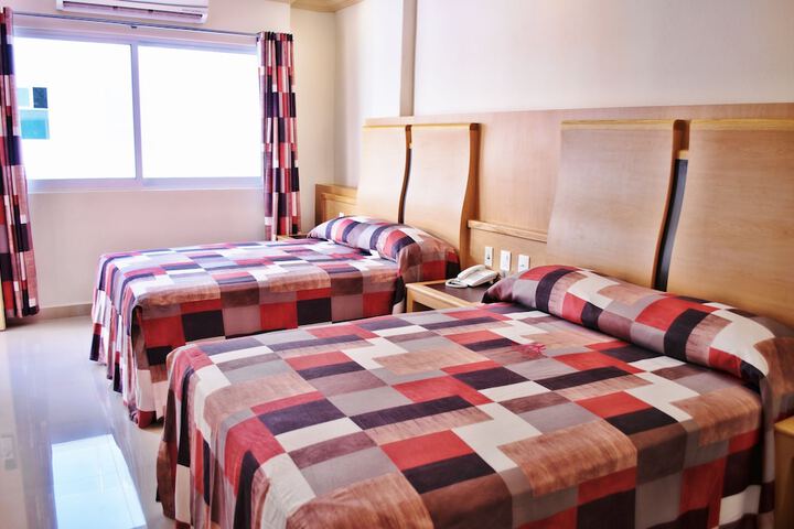 Room 4 of 39