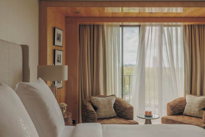 Room 45 of 130