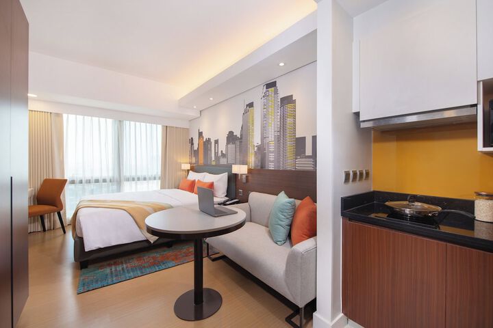 Room 21 of 40