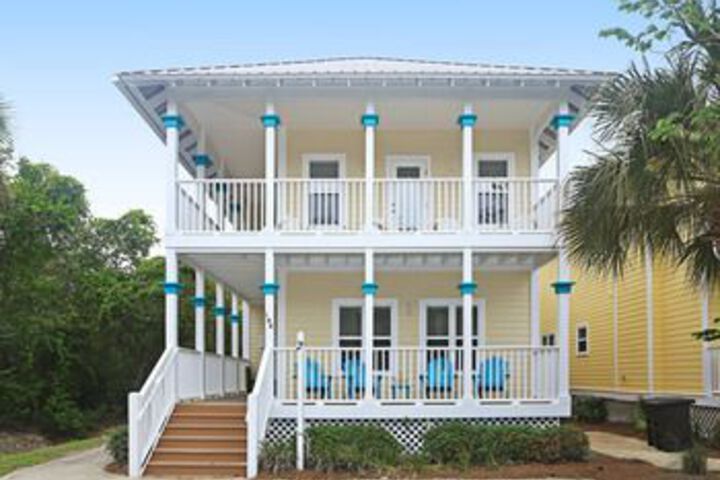 Photo of Margarita Sunrise Old Florida Village 164046 by RedAwning
