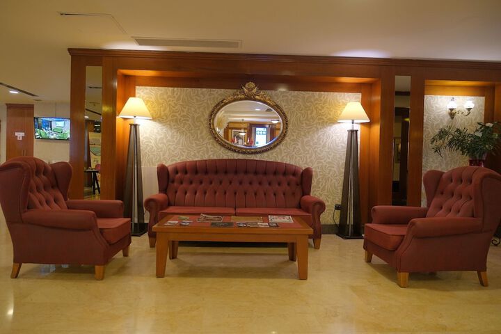 Guest Lobby