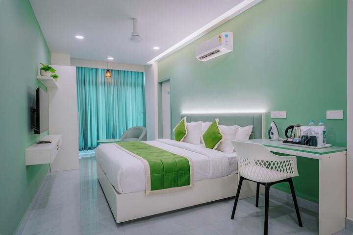 Room 26 of 49