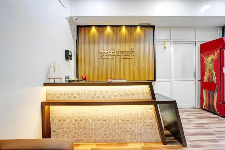 Hotel Gokuldham & Banquet