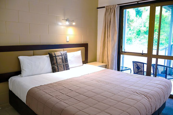 Room 42 of 172
