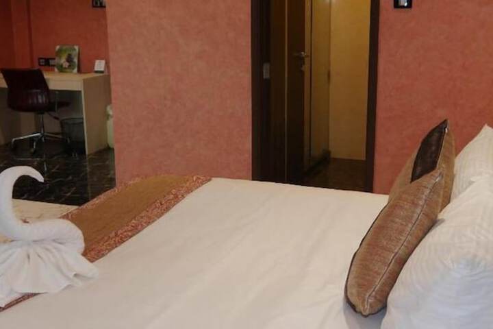 Room 7 of 31