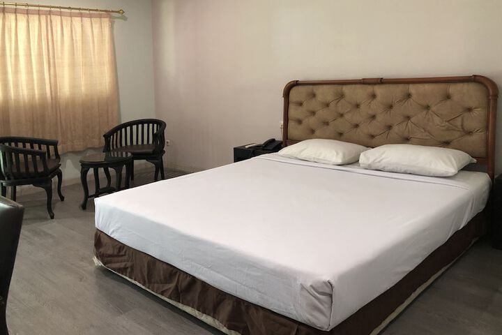 Room 7 of 22