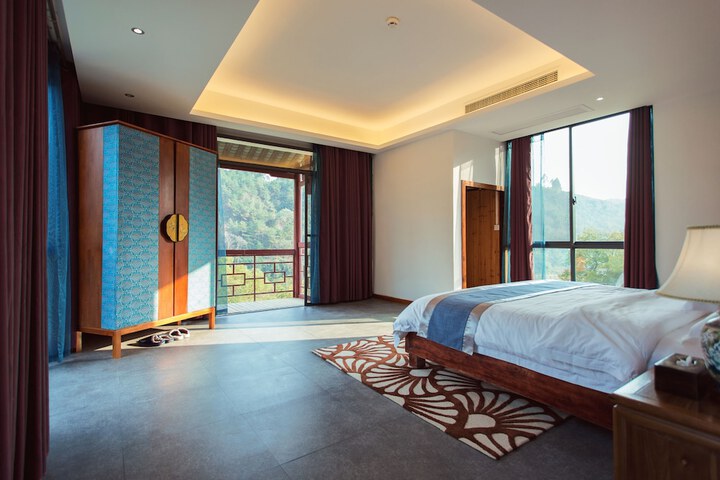 Room 60 of 111