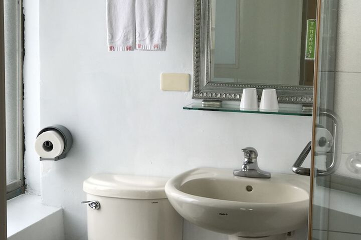 Room 41 of 51