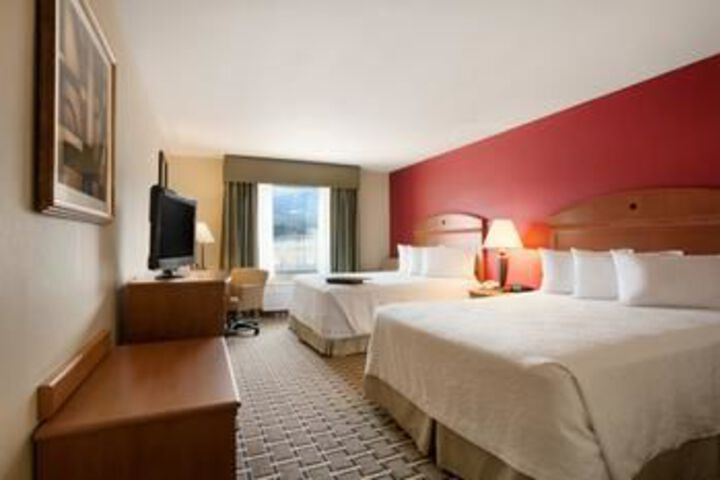 Room 7 of 16