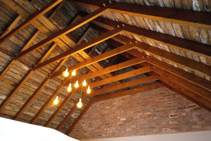 Room 2 of 22