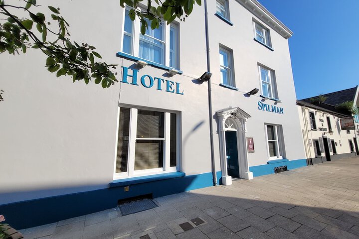 Hotel 81 of 81