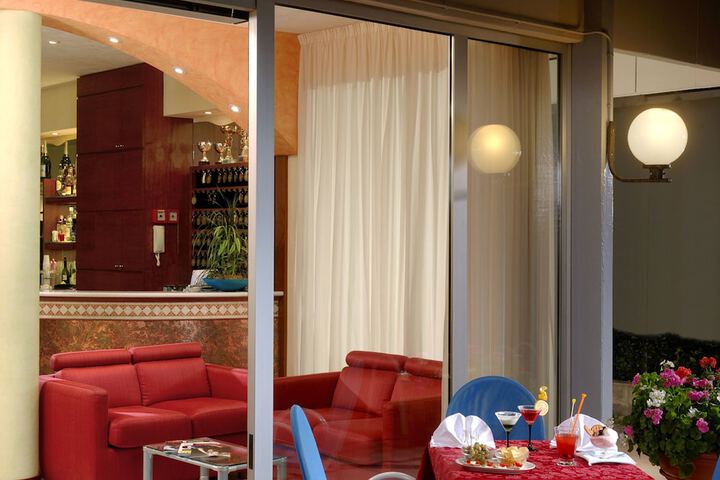 Guest Lobby