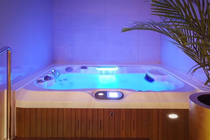 Spa 32 of 51