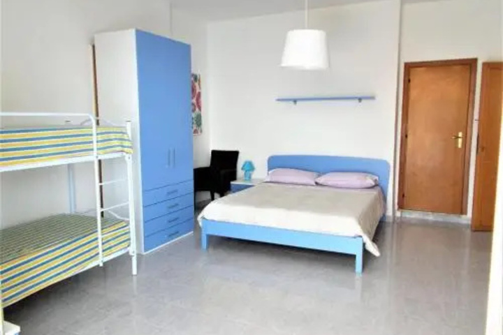Room 2 of 16