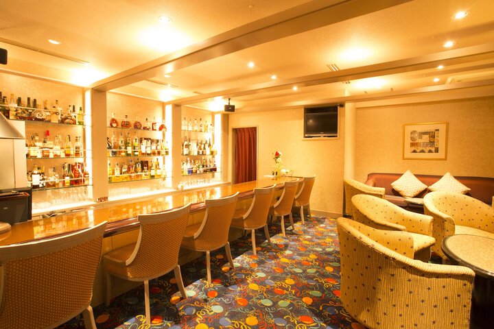 Lounge 40 of 45