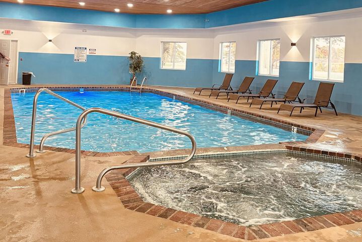 Pool 43 of 57
