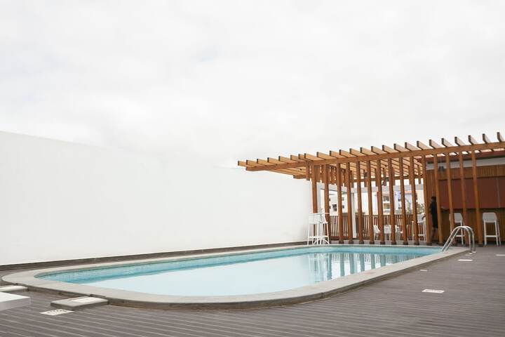 Pool 35 of 61