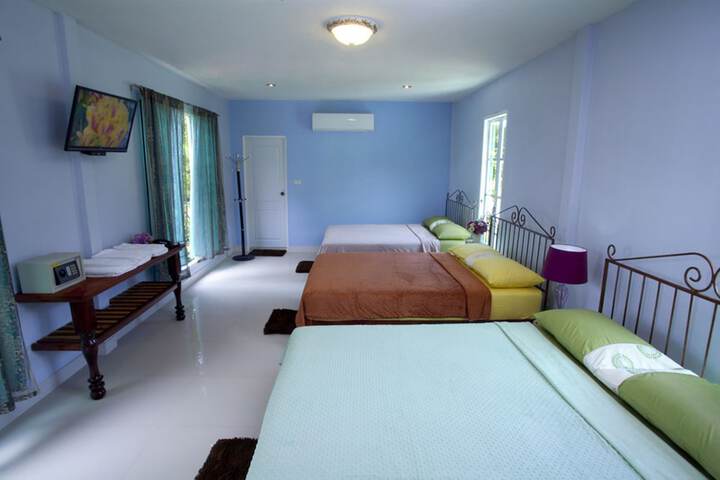 Room 4 of 59