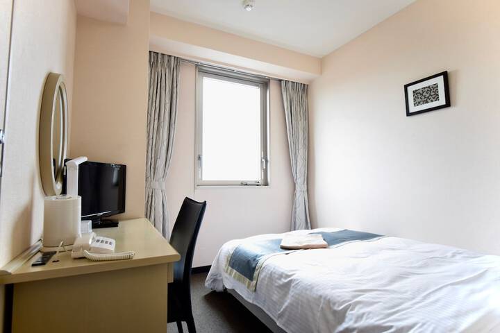 Room 10 of 45