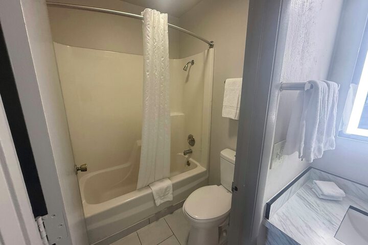 Room 19 of 26