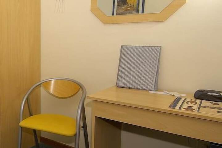 Room 7 of 23