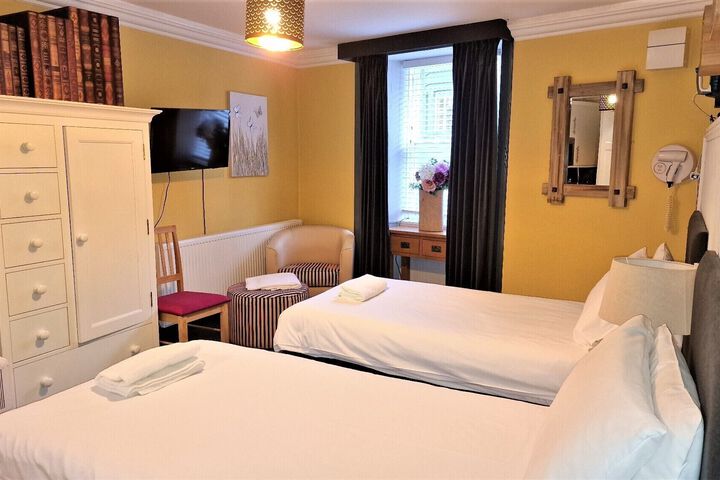 Room 45 of 46