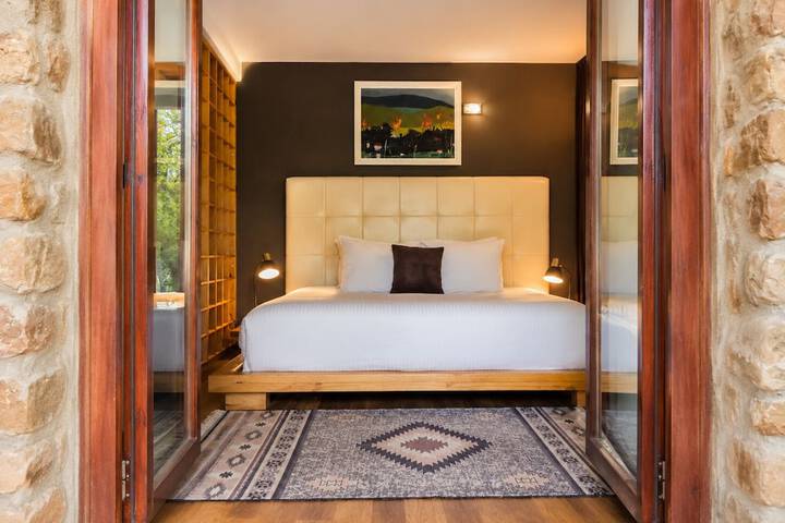 Room 15 of 109