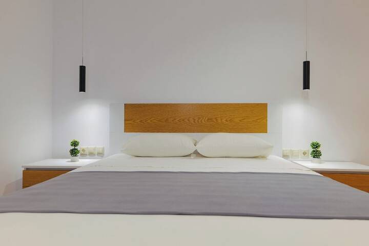 Room 10 of 22