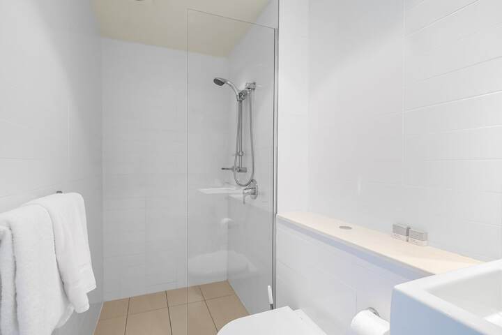 Room 40 of 46