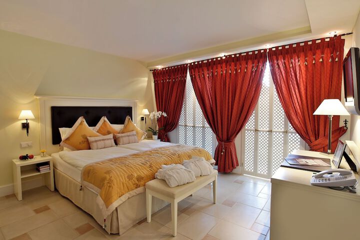 Room 14 of 40