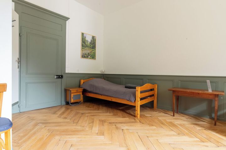 Room 34 of 113