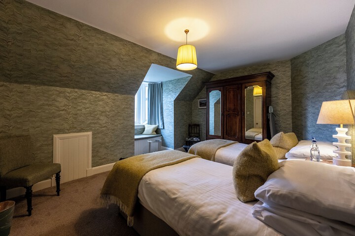 Room 19 of 52