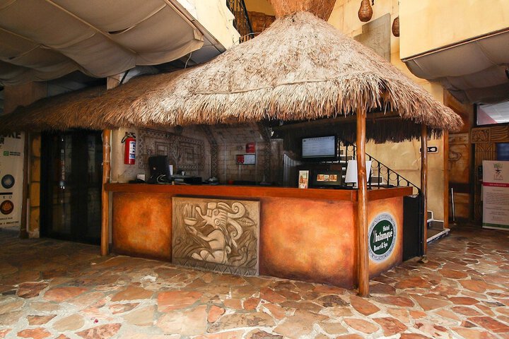 Check-in/check-out kiosk
