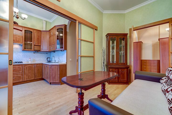 Room 30 of 44