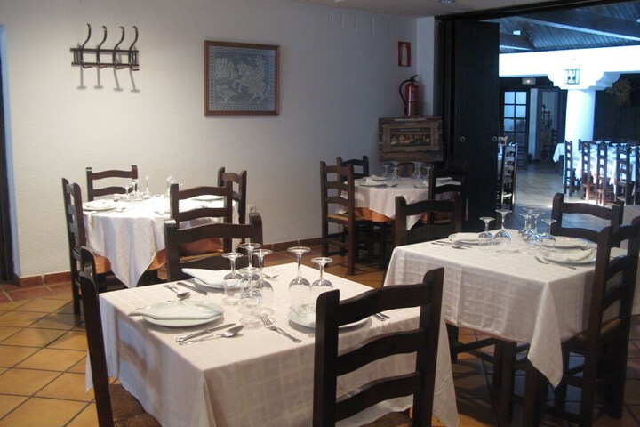 Dining Photos