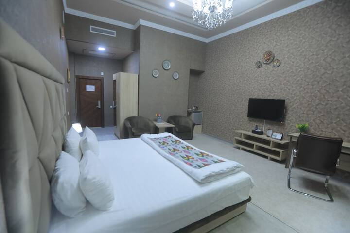 Room 18 of 62