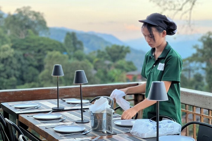 Dining 61 of 94