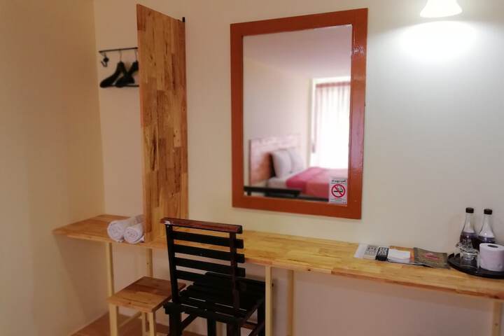 Room 9 of 39