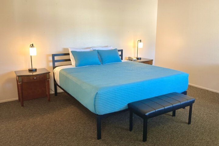 Room 27 of 135