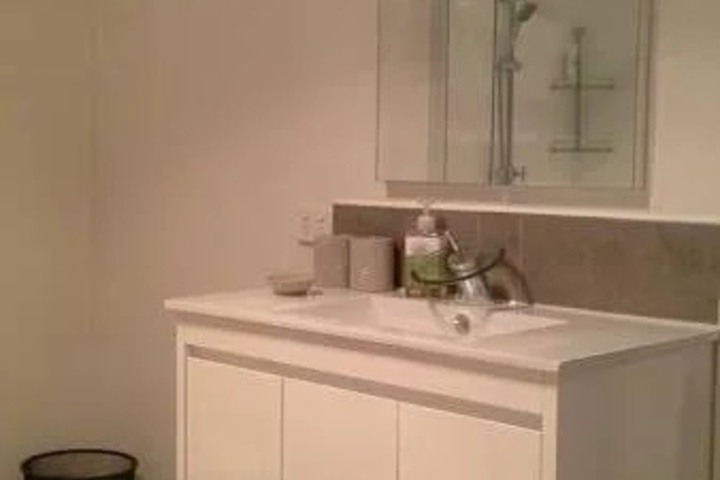 Room 3 of 4