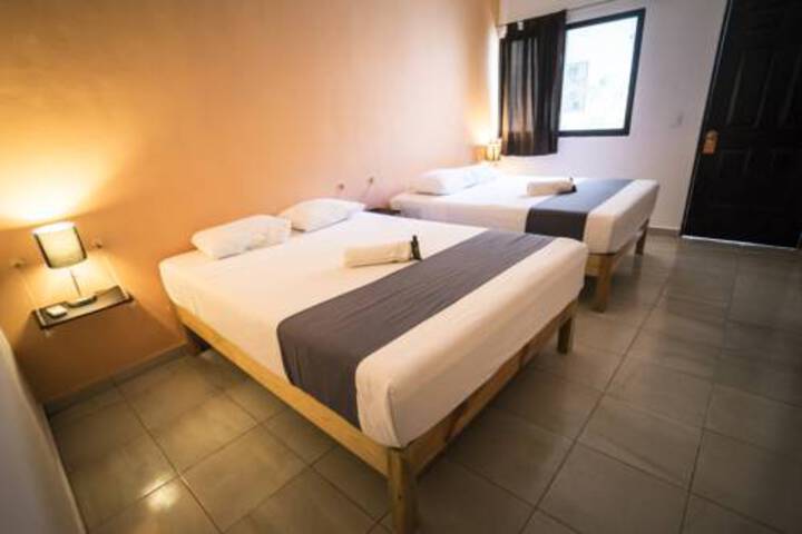 Room 5 of 18