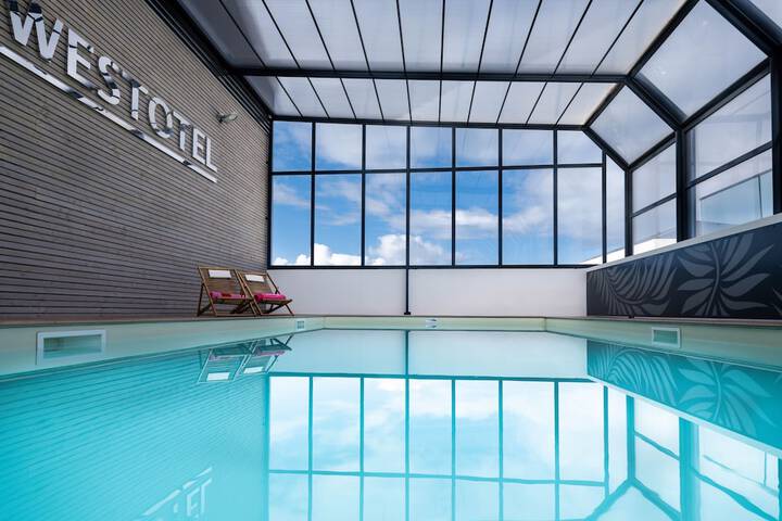 Pool 55 of 114