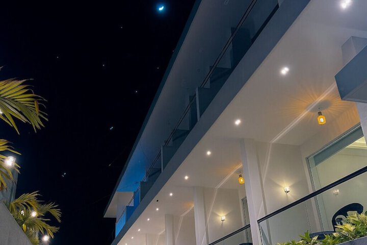 Hotel 79 of 86