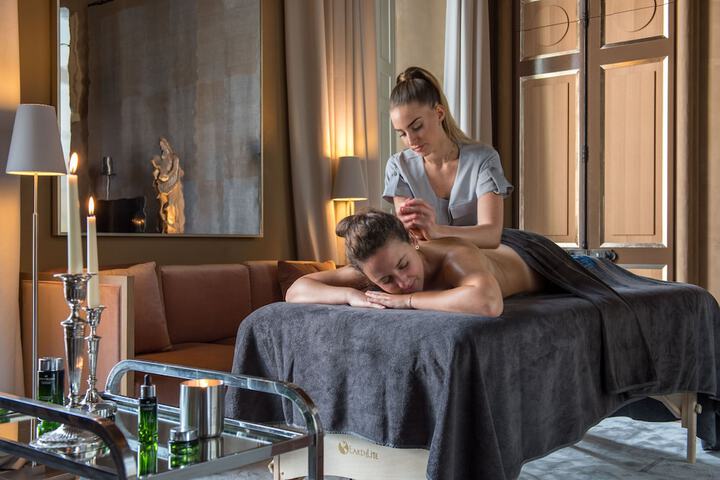 Spa 37 of 48