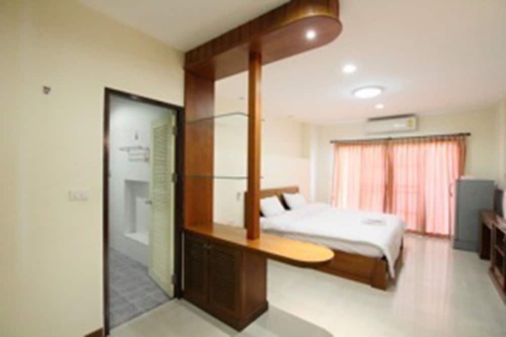 Room 15 of 23